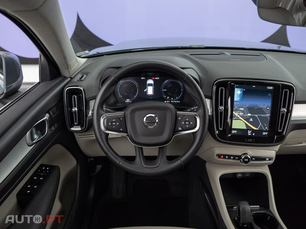 Volvo XC40 1.5 T5 PHEV Inscription Expression