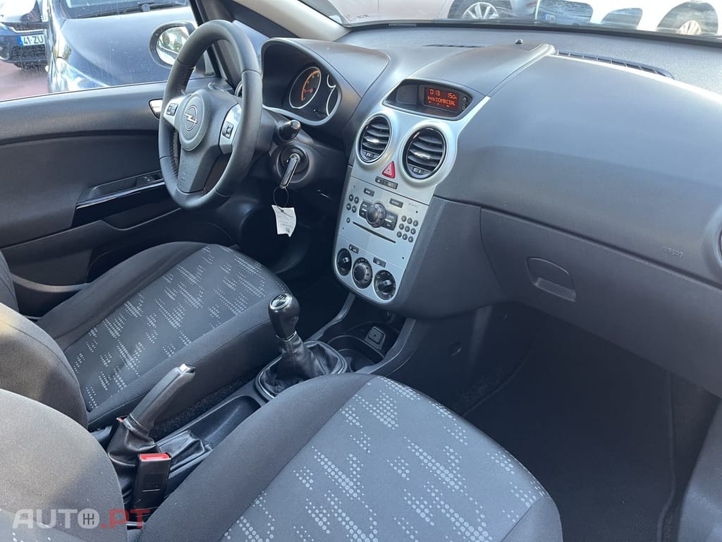 Opel Corsa 1.2 Enjoy