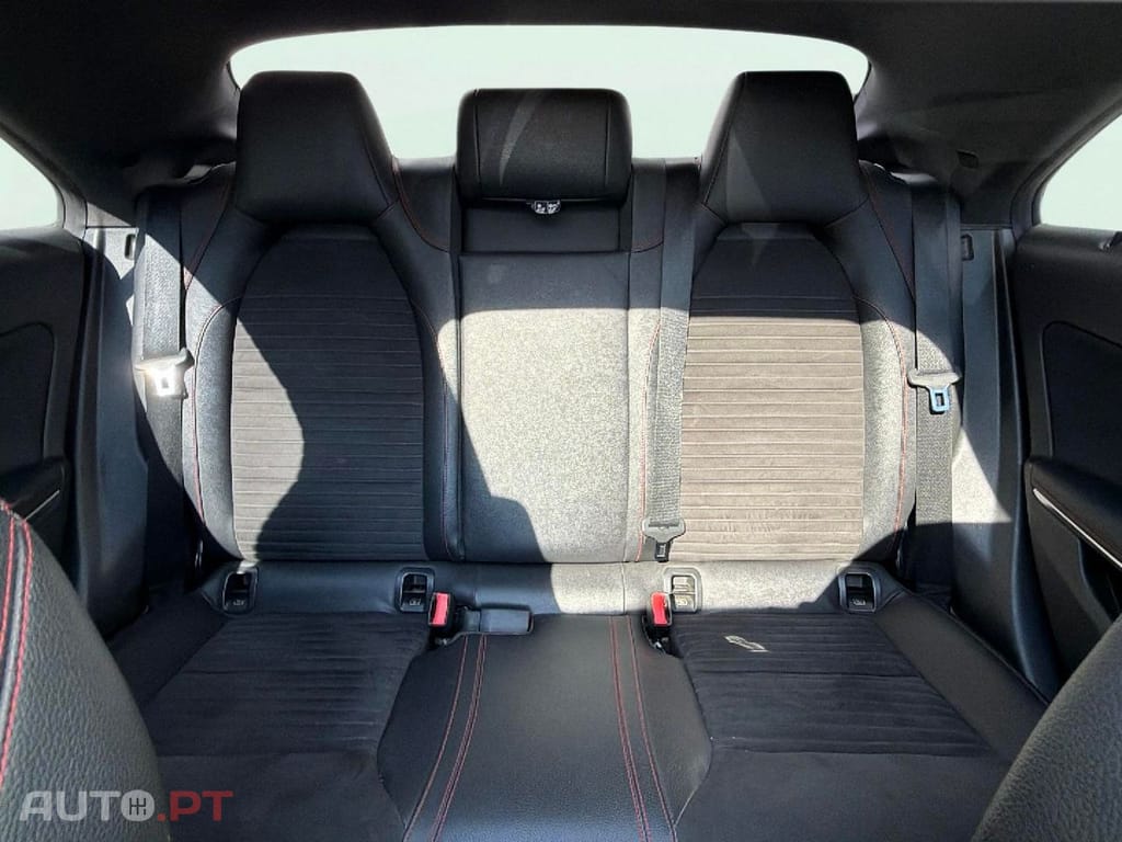 Mercedes-Benz CLA 180 d AMG Line