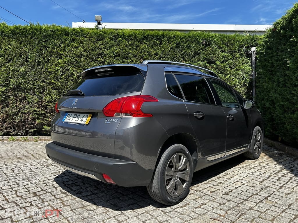 Peugeot 2008 1.6 e-HDi Allure
