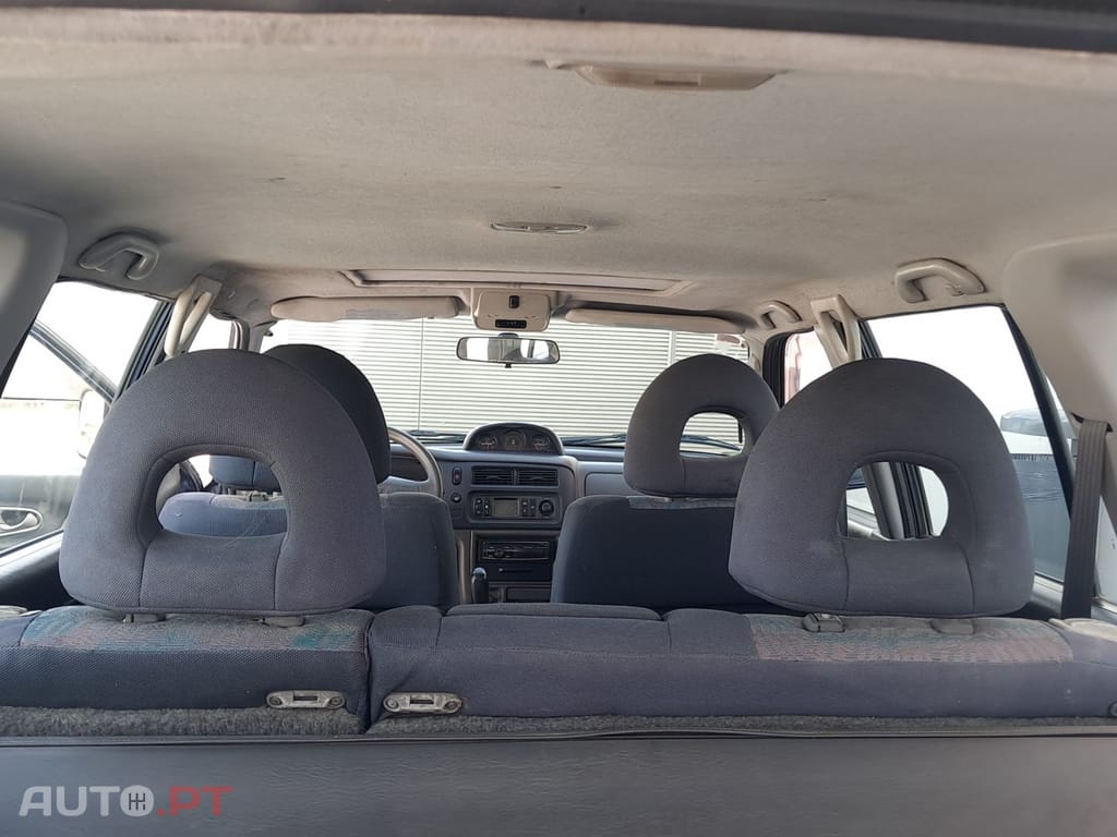 Mitsubishi Pajero Sport 2.5 TD GLS