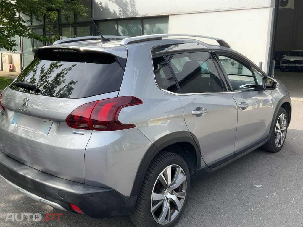 Peugeot 2008 1.2 PureTech Crossway EAT6