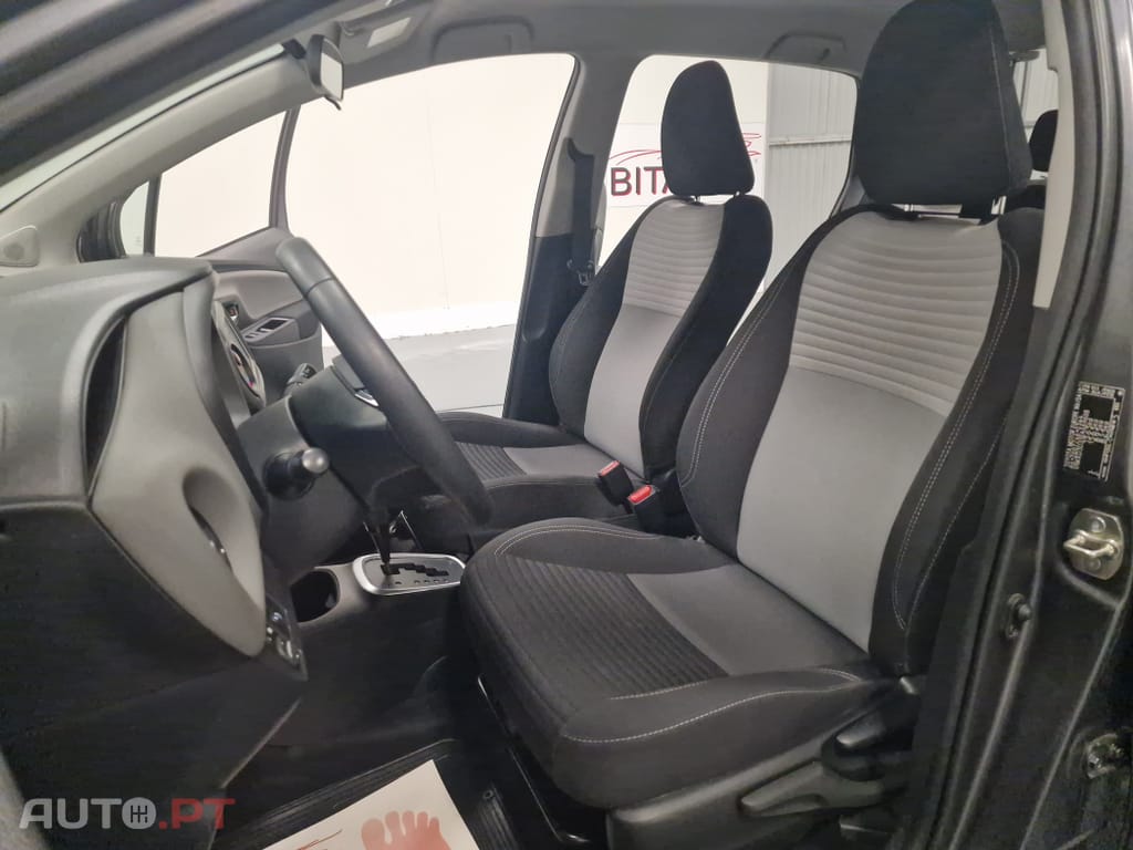 Toyota Yaris 1.5 HSD Comfort