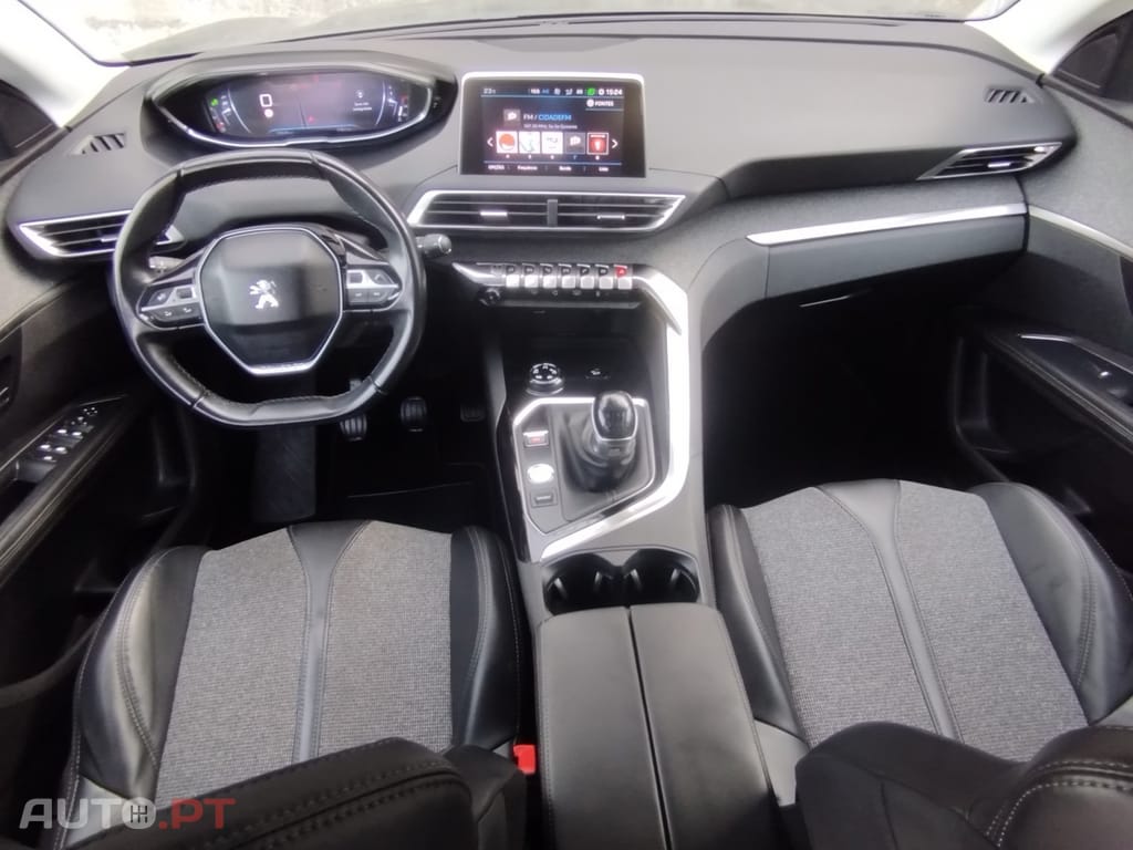 Peugeot 5008 1.2 PureTech Allure Grip Control