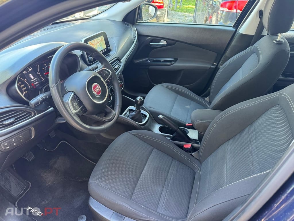 Fiat Tipo 1.3 M-Jet Lounge