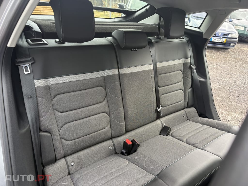 Citroen C4 1.2 PureTech Feel Pack EAT8