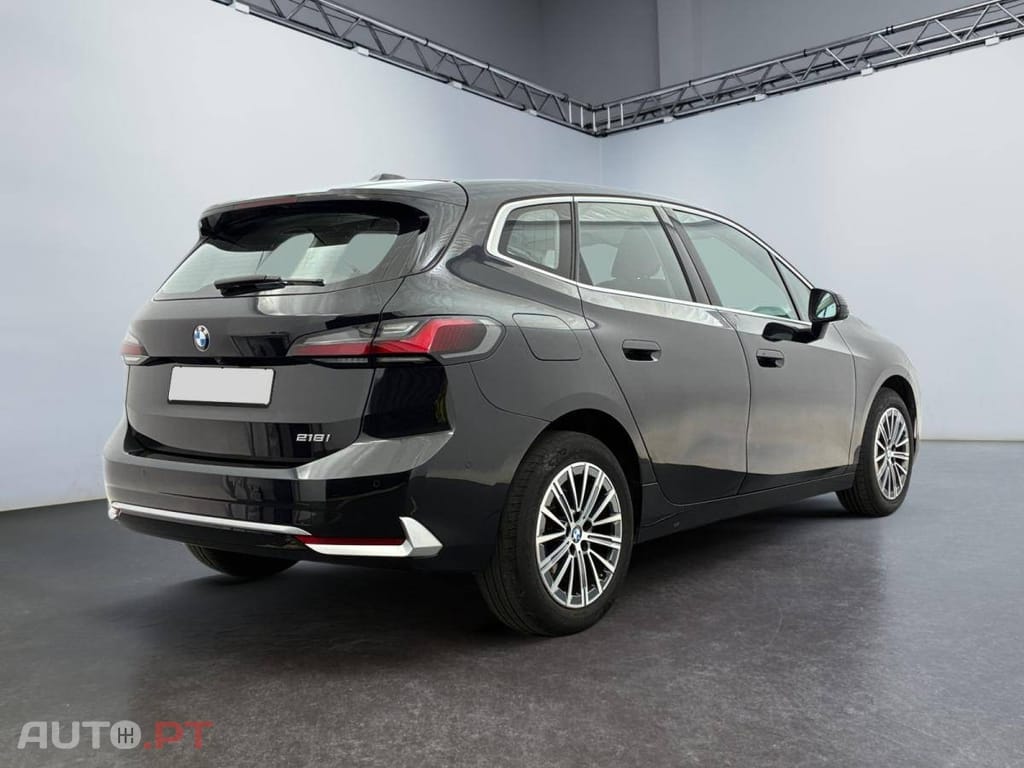 BMW 218 i Business Design DKG