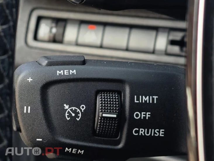 Peugeot 3008 1.5 BlueHDi Allure EAT8