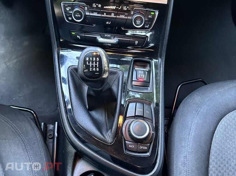 BMW 216 d Line Luxury