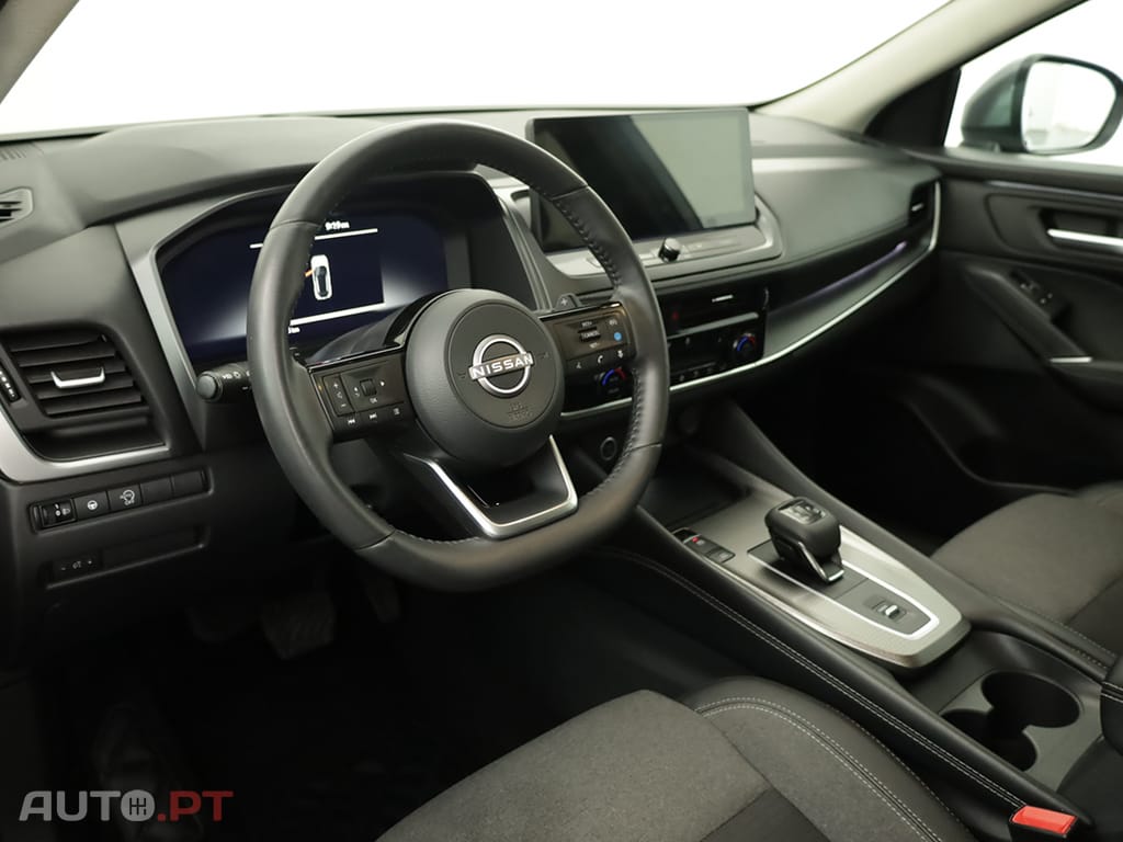 Nissan Qashqai Qashqai 1.3 DIG-T N-Connecta LED Xtronic