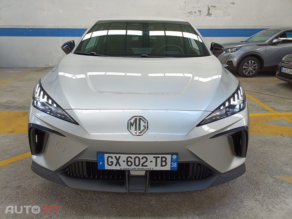 MG MG4 4 Luxury 64 kWh