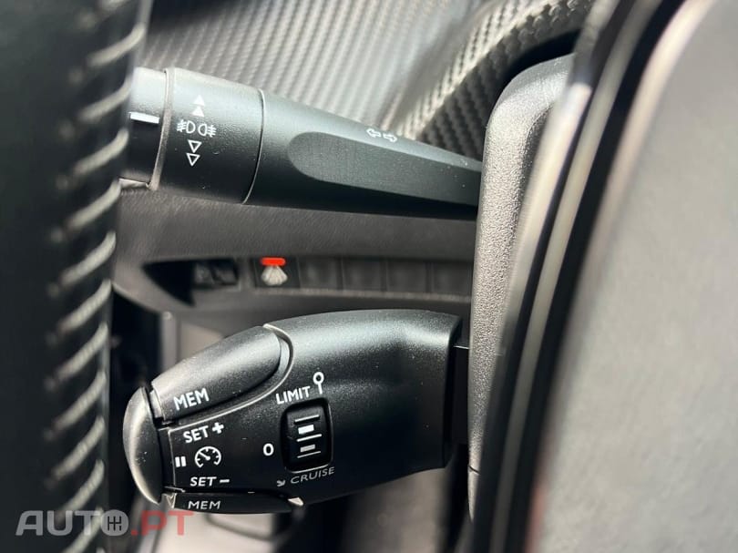 Peugeot 2008 1.2 PureTech Allure Pack