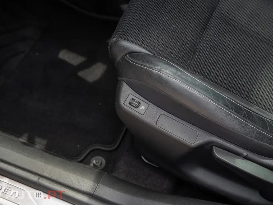 Citroen C4 PureTech 130 Stop & Start Shine