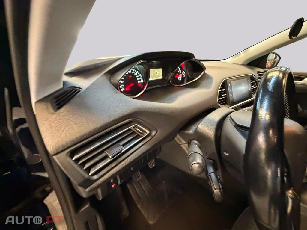 Peugeot 308 1.2 PureTech Style