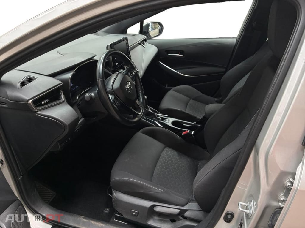 Toyota Corolla Touring Sports 1.8 Hybrid Dynamic Business
