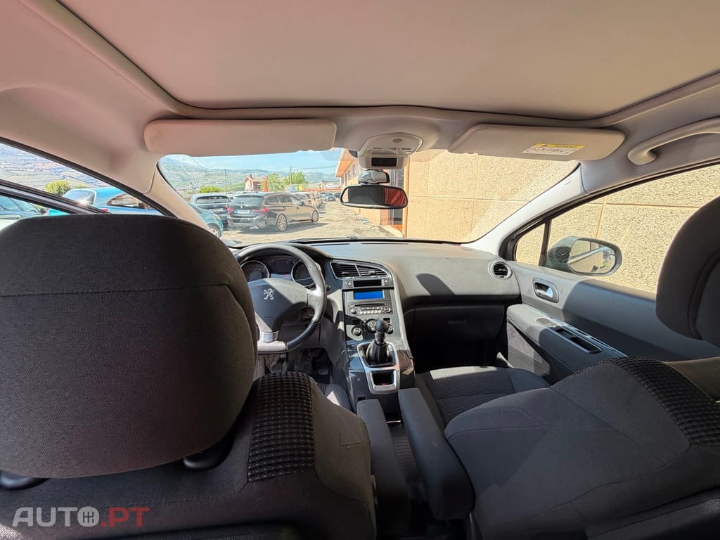 Peugeot 5008 1.6 BlueHDi Active