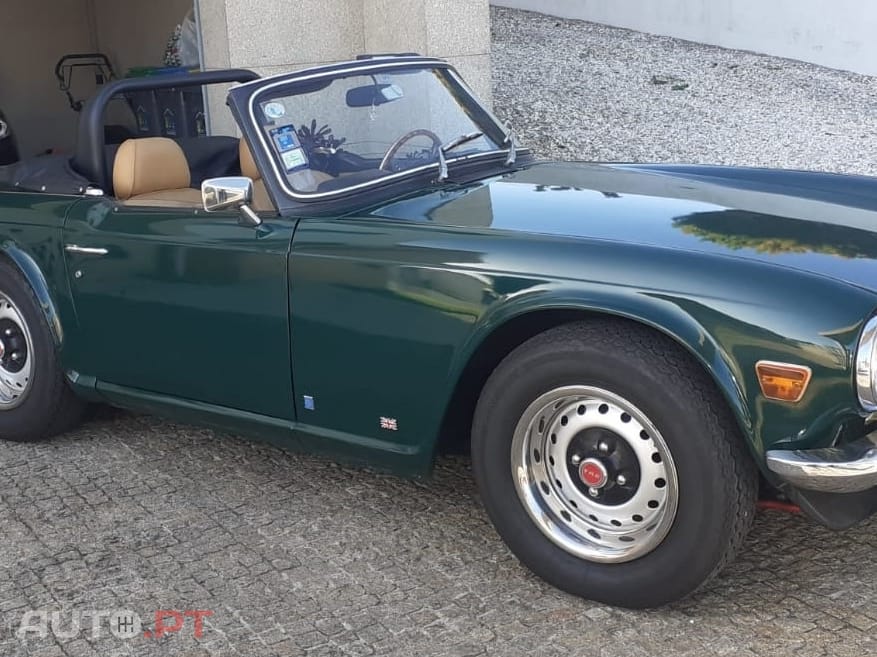 Triumph TR6 2.5 PI