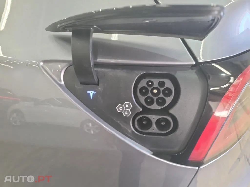 Tesla Model Y Tração Traseira