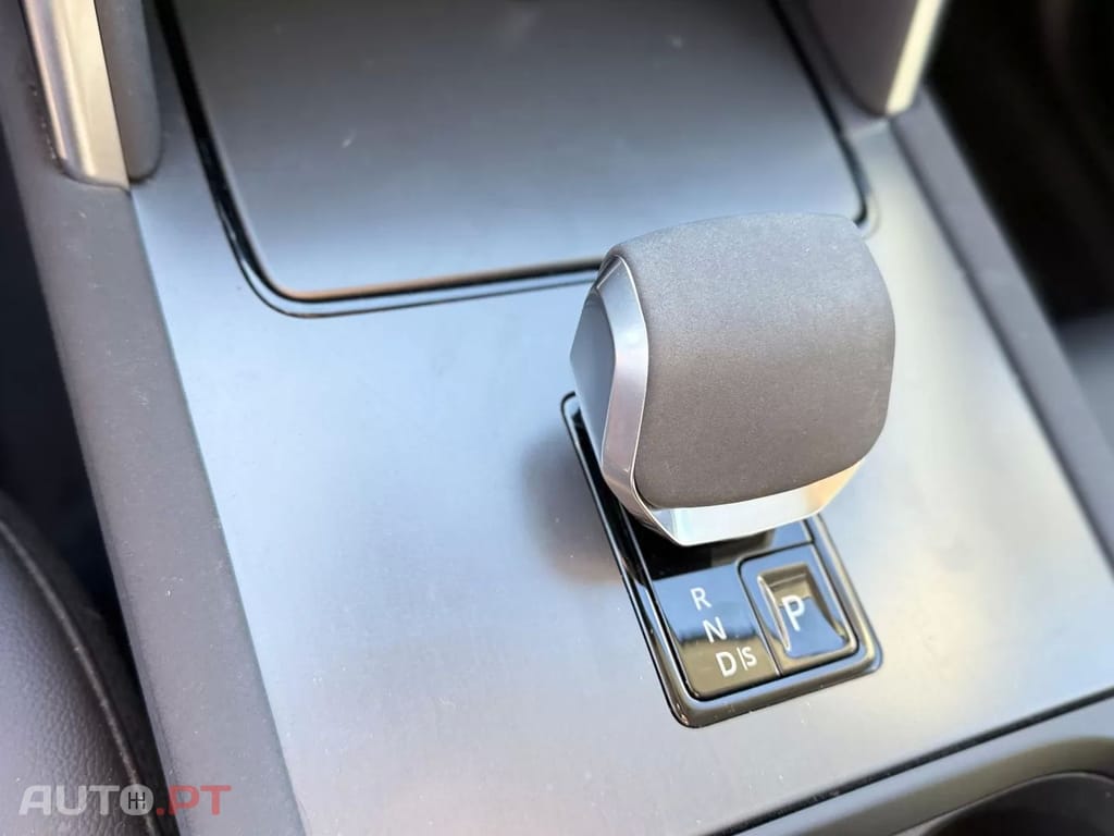 Land Rover Discovery Sport 1.5 I3 P270e AWD Dynamic SE