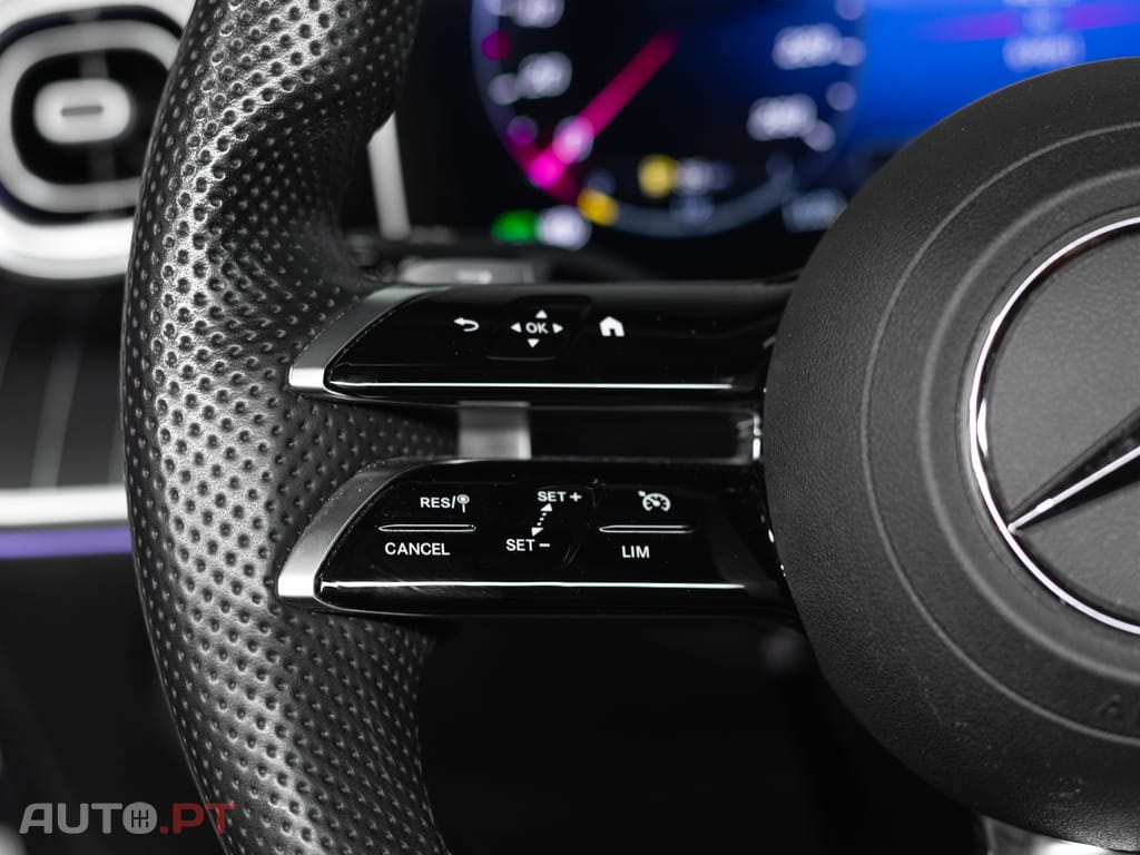 Mercedes-Benz C 300 e AMG Line