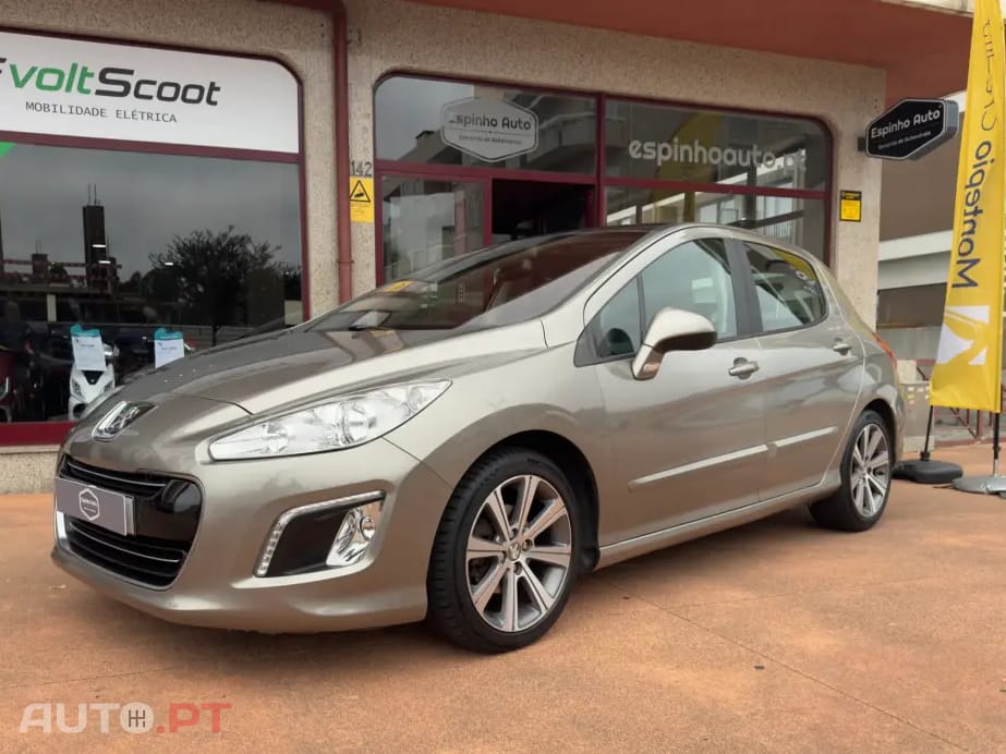 Peugeot 308 1.6 e-HDi Allure CMP6