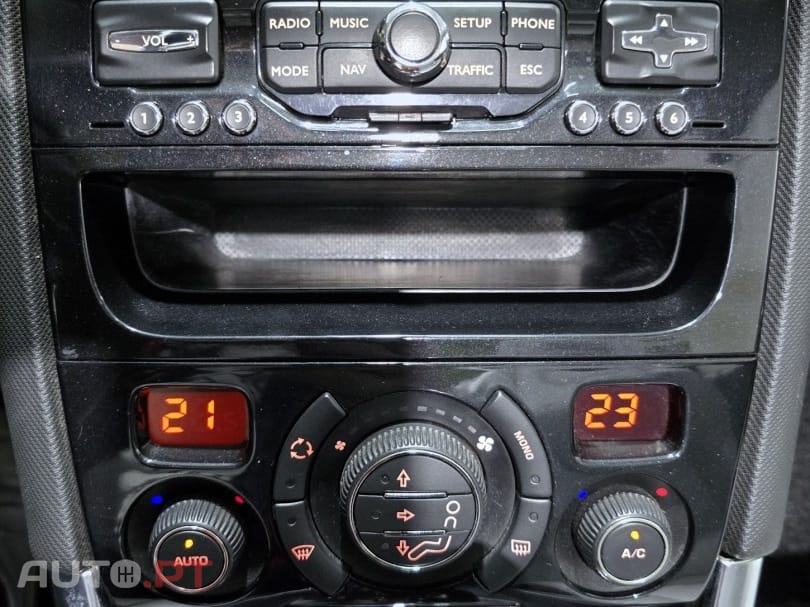 Peugeot 308 CC 155 THP Auto Roland Garros