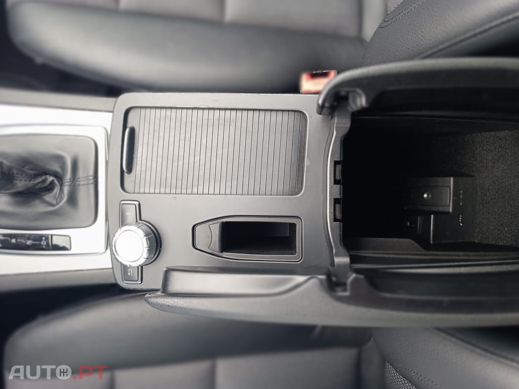 Mercedes-Benz C 180 CGi Avantgarde BlueEfficiency Aut.