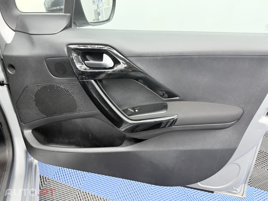 Peugeot 208 1.2 PureTech Allure