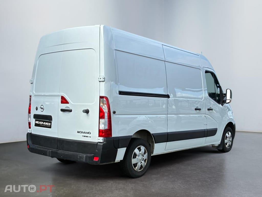 Opel Movano L2H2 3.3T 2.3 CDTi