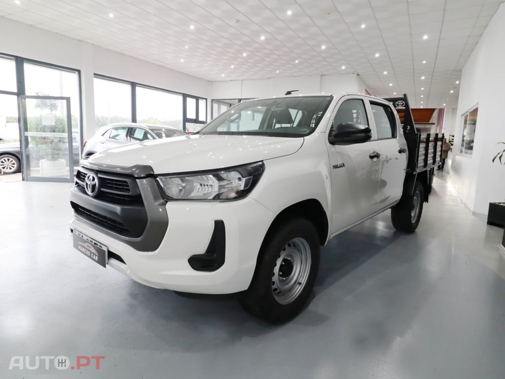 Toyota Hilux 2.4 D-4D 4WD CD CH