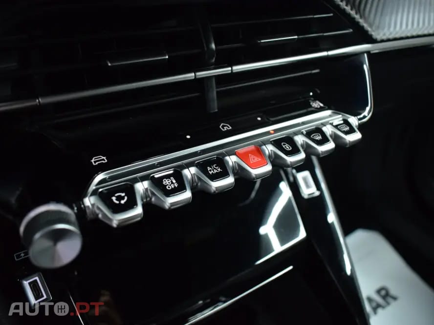 Peugeot 2008 1.2 PureTech Allure EAT8