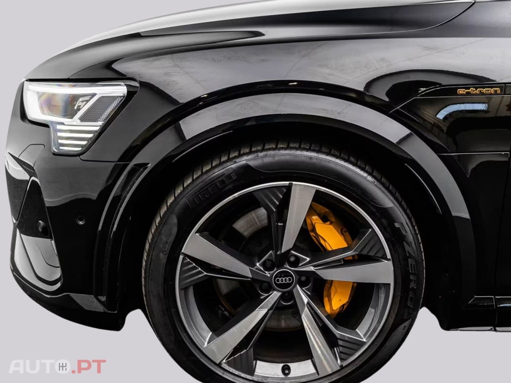 Audi E-Tron S ALL-BLACK I.V.A DEDUTIVEL 