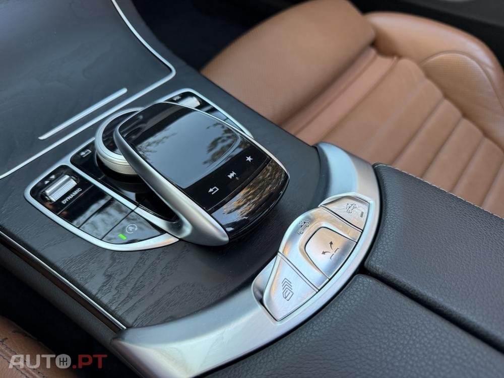 Mercedes-Benz C 250 9G-TRONIC AMG Line