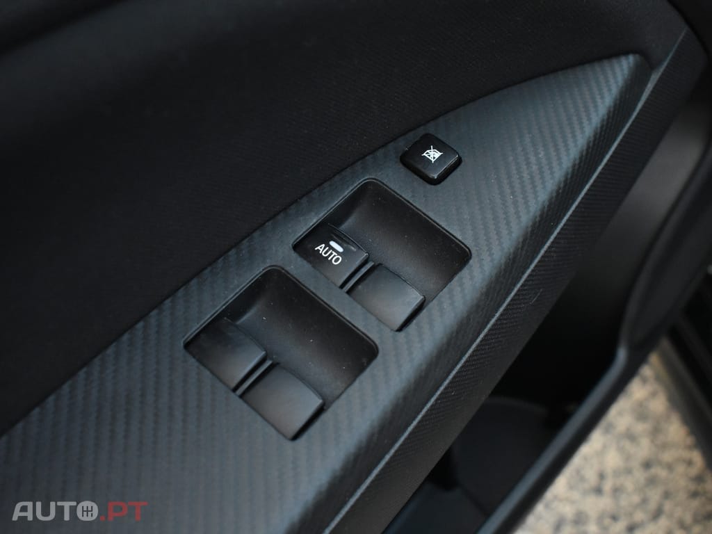 Mitsubishi Space Star 1.2 Intense Connect Edition