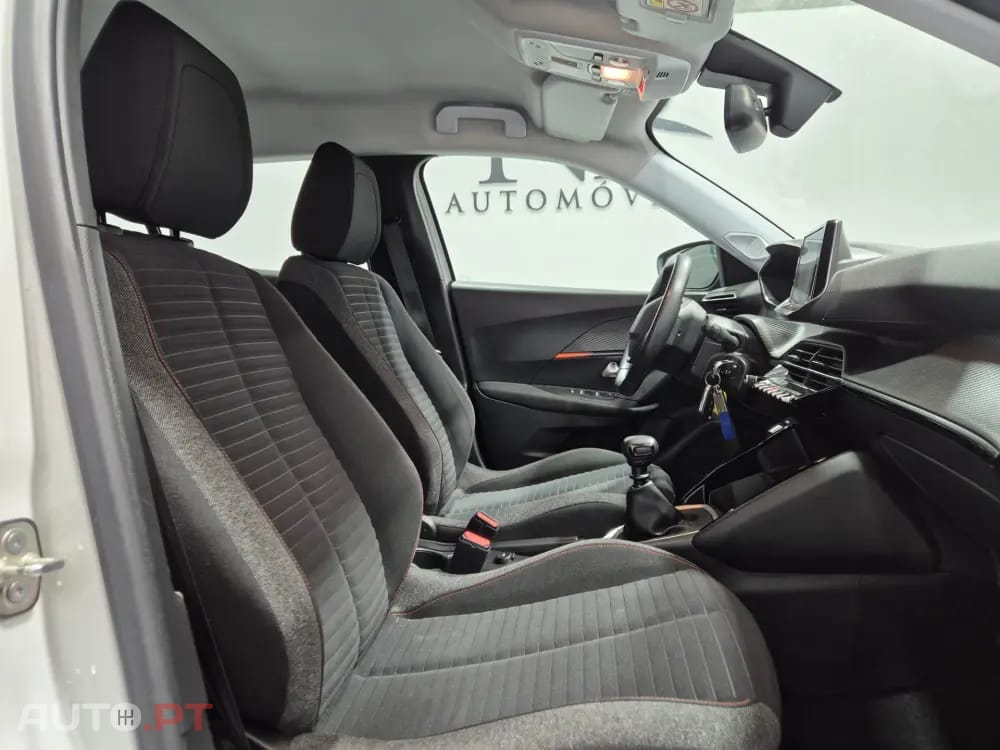 Peugeot 2008 1.5 BlueHDi Active