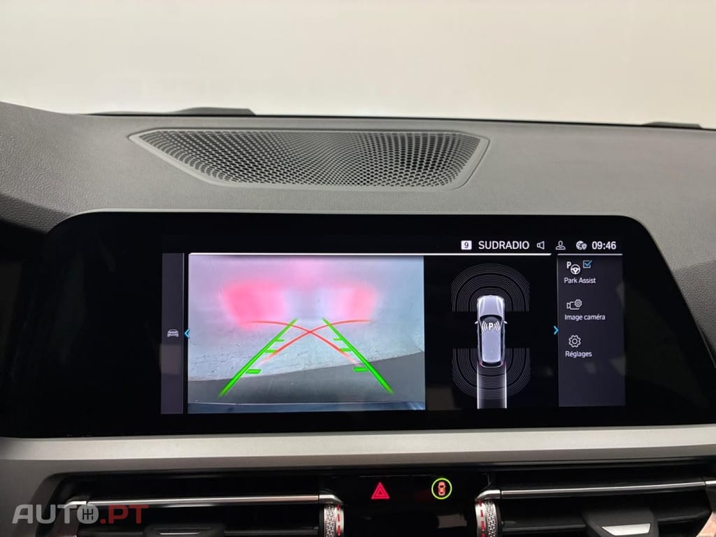 BMW 320 Touring xDrive Design Business