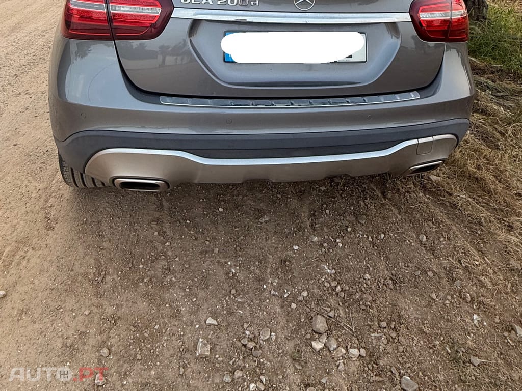 Mercedes-Benz 200 GLA