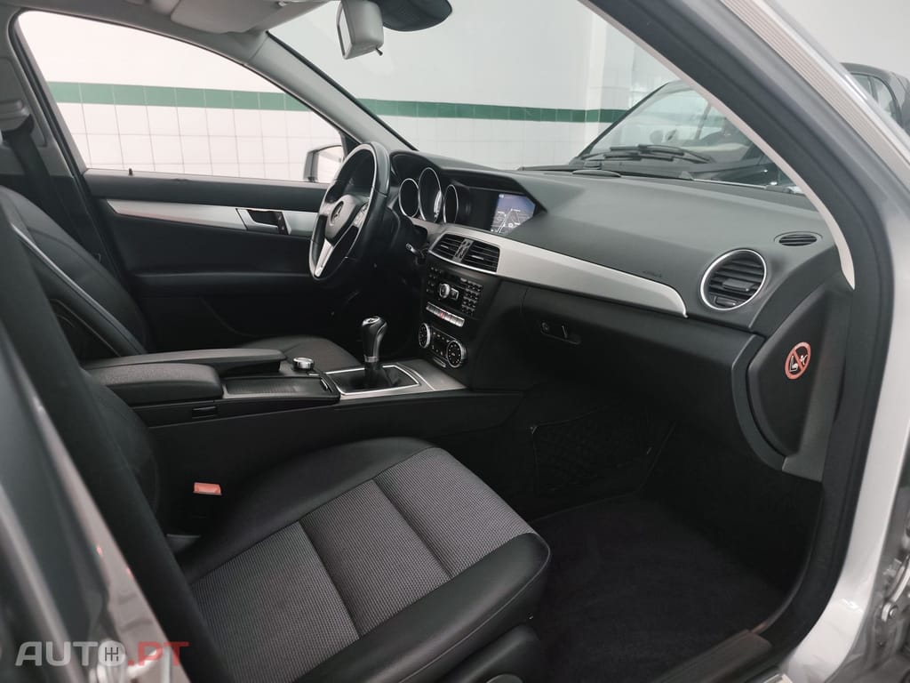 Mercedes-Benz C 220 CDi Avantgarde BE 128g
