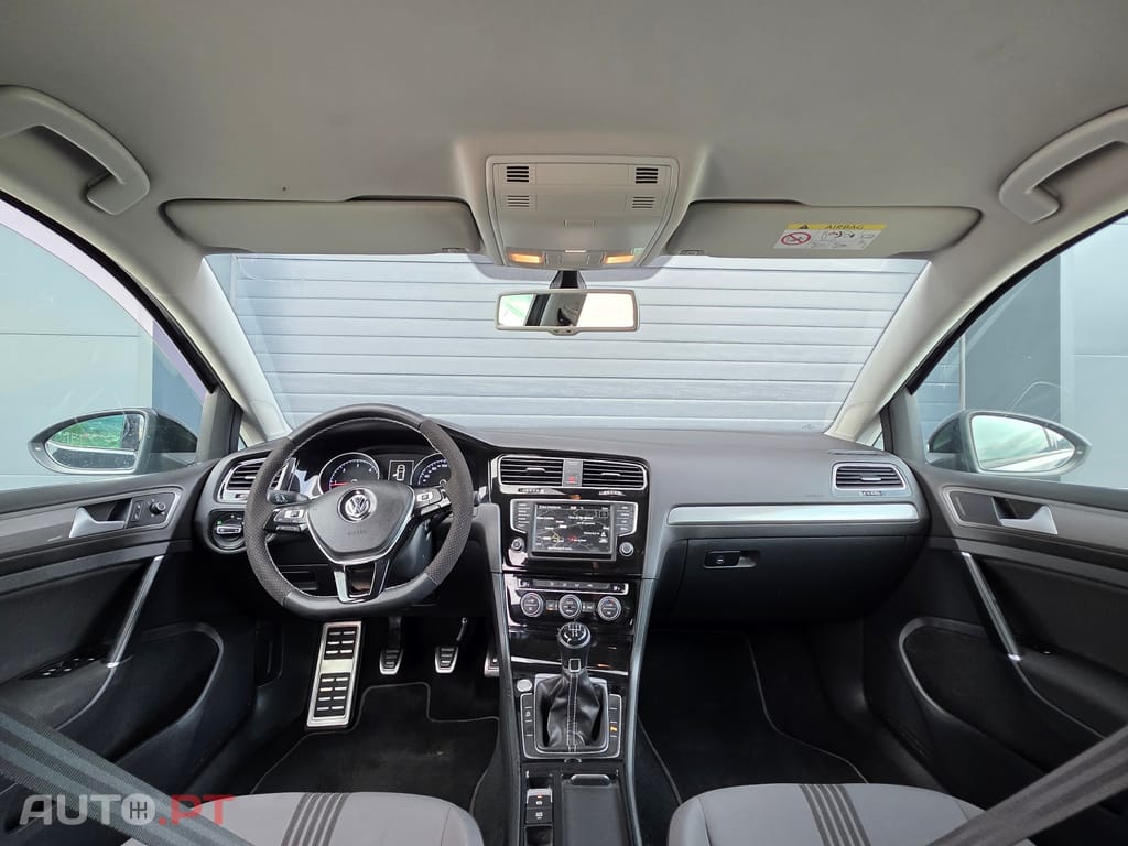 Volkswagen Golf LooK GTI