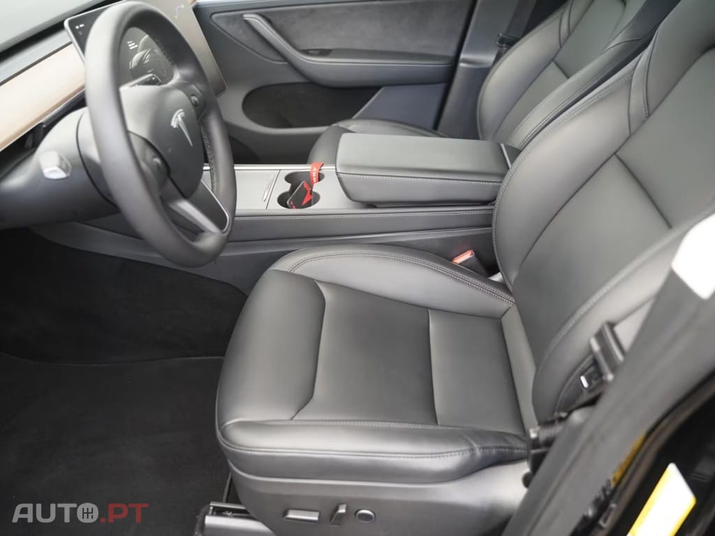 Tesla Model Y Performance I.V.A DEDUTIVEL 