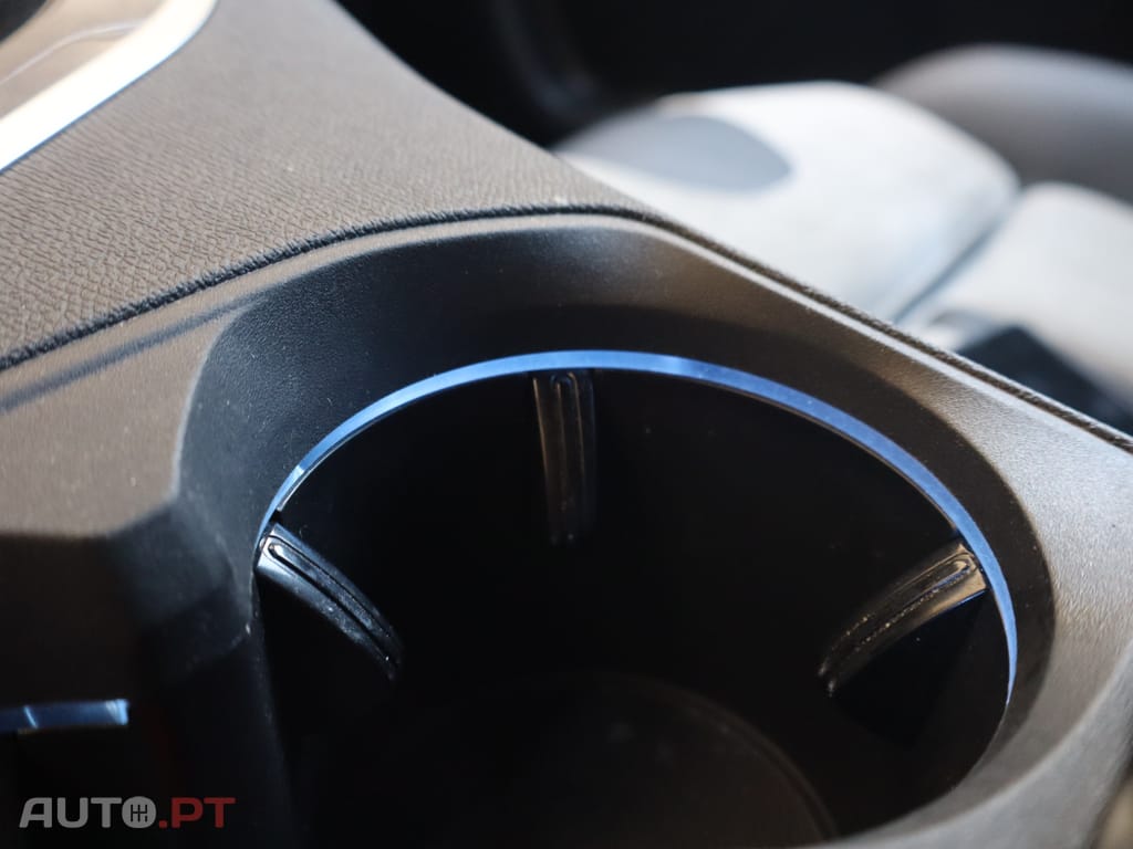 Peugeot 3008 1.6 Hybrid GT e-EAT8