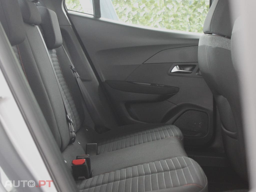 Peugeot 2008 1.5 BlueHDi Active Pack