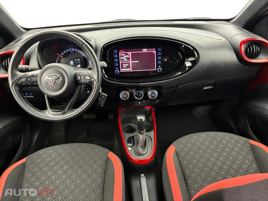 Toyota Aygo X 1.0 VVT-i Design S-CVT