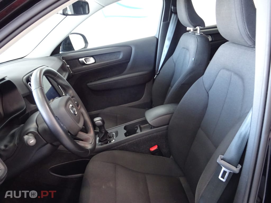 Volvo XC40 2.0 D3 Momentum