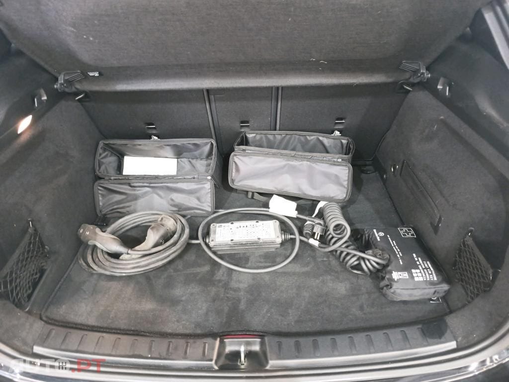 Mercedes-Benz GLA 250 e AMG Line