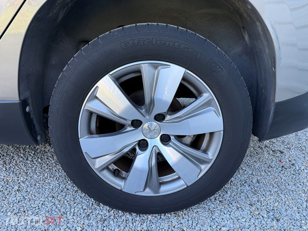 Peugeot 2008 1.2 PureTech Allure