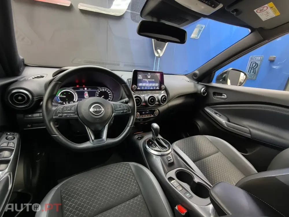 Nissan Juke 1.6 Hybrid N-Design Black