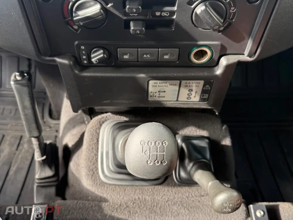Land Rover Defender ND
