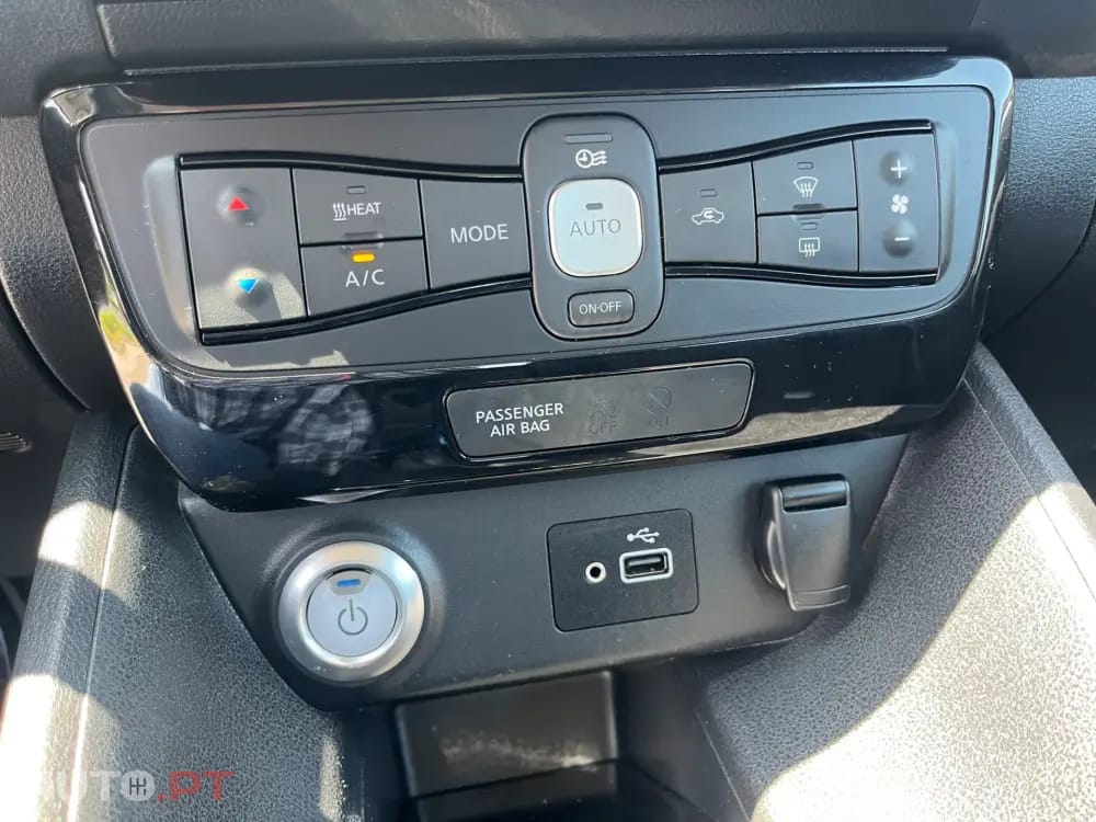 Nissan Leaf 40 kWh TEKNA