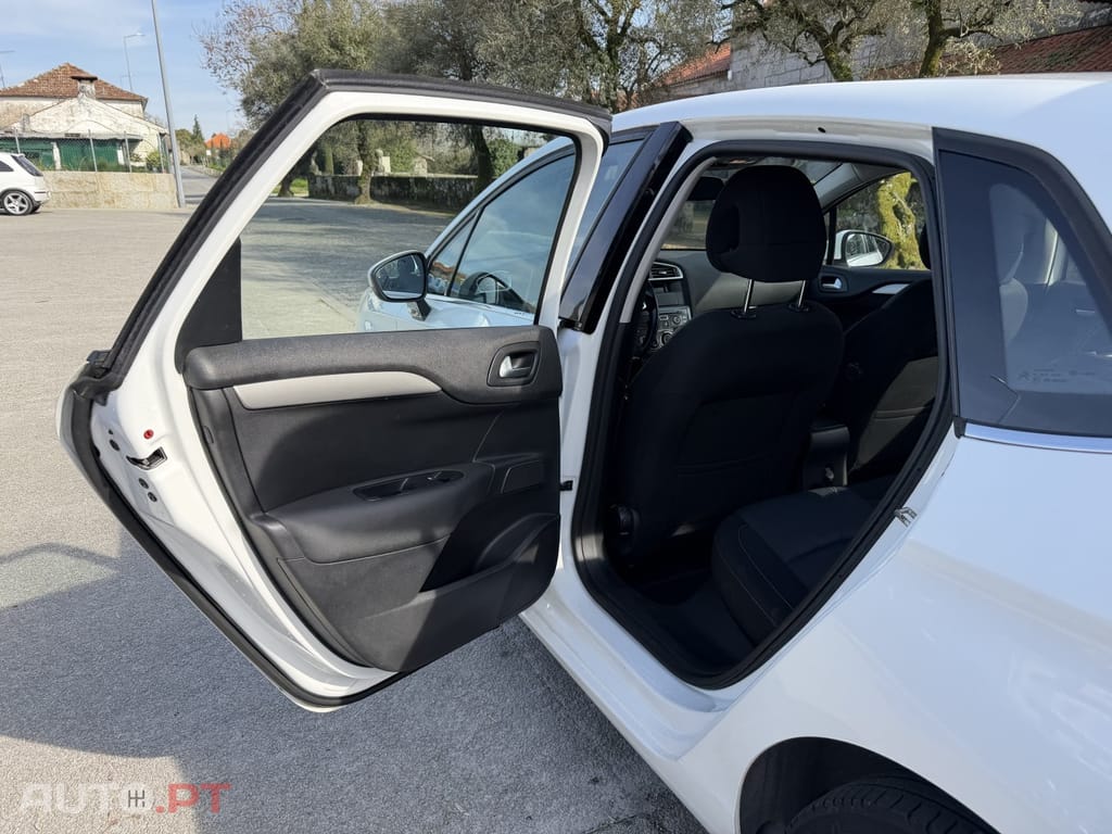 Citroen C4 1.6 HDi FAP EGS6 Confort